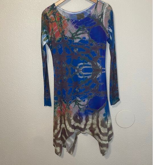 Tee's by Viviana G Y2K Boho Mesh Long Sleeve Handkerchief Hem Blue Printed Top M - Picture 10 of 11